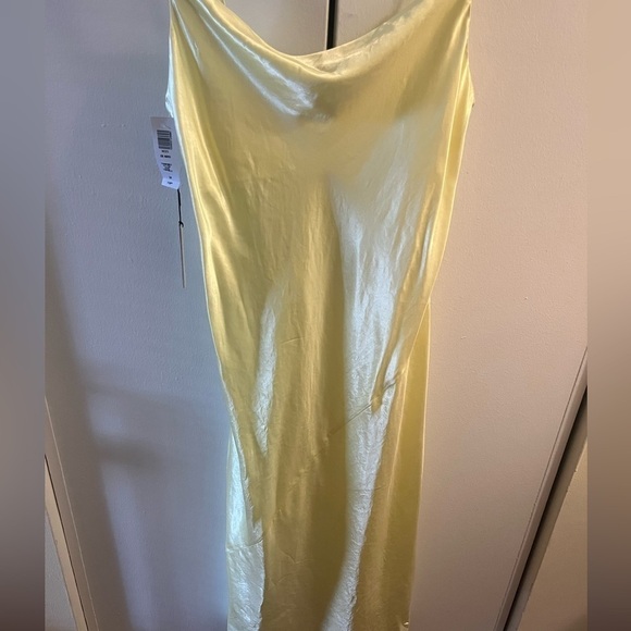 - Aritzia babaton dress - Picture 10 of 10